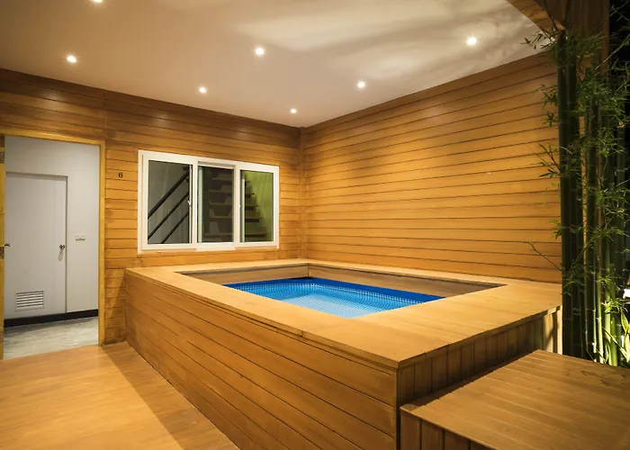 The M Pool - Bts Ekkamai Bangkok
