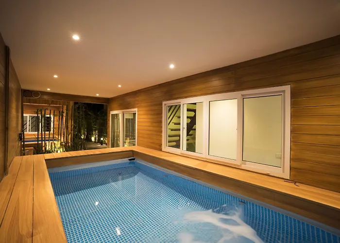 Hotel The M Pool - Bts Ekkamai Bangkok