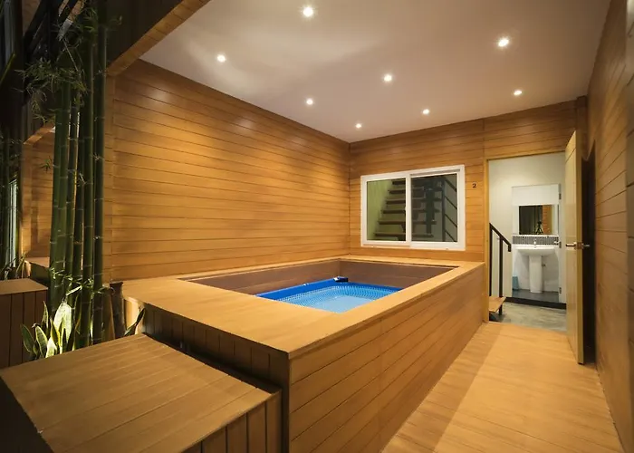 The M Pool - Bts Ekkamai Hotel Bangkok
