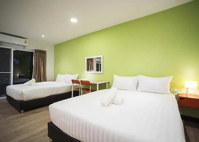 The M Pool - Bts Ekkamai Hotel Bangkok
